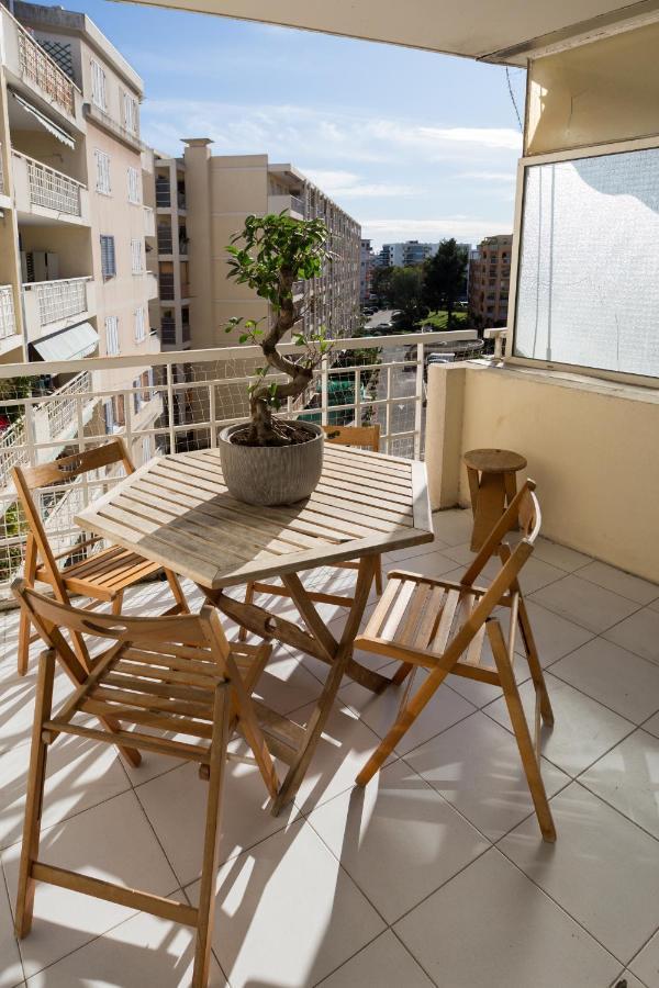 Appartement 55M2, Tres Proche Plage, Hippodrome, Tous Commerces Cagnes-sur-Mer Buitenkant foto