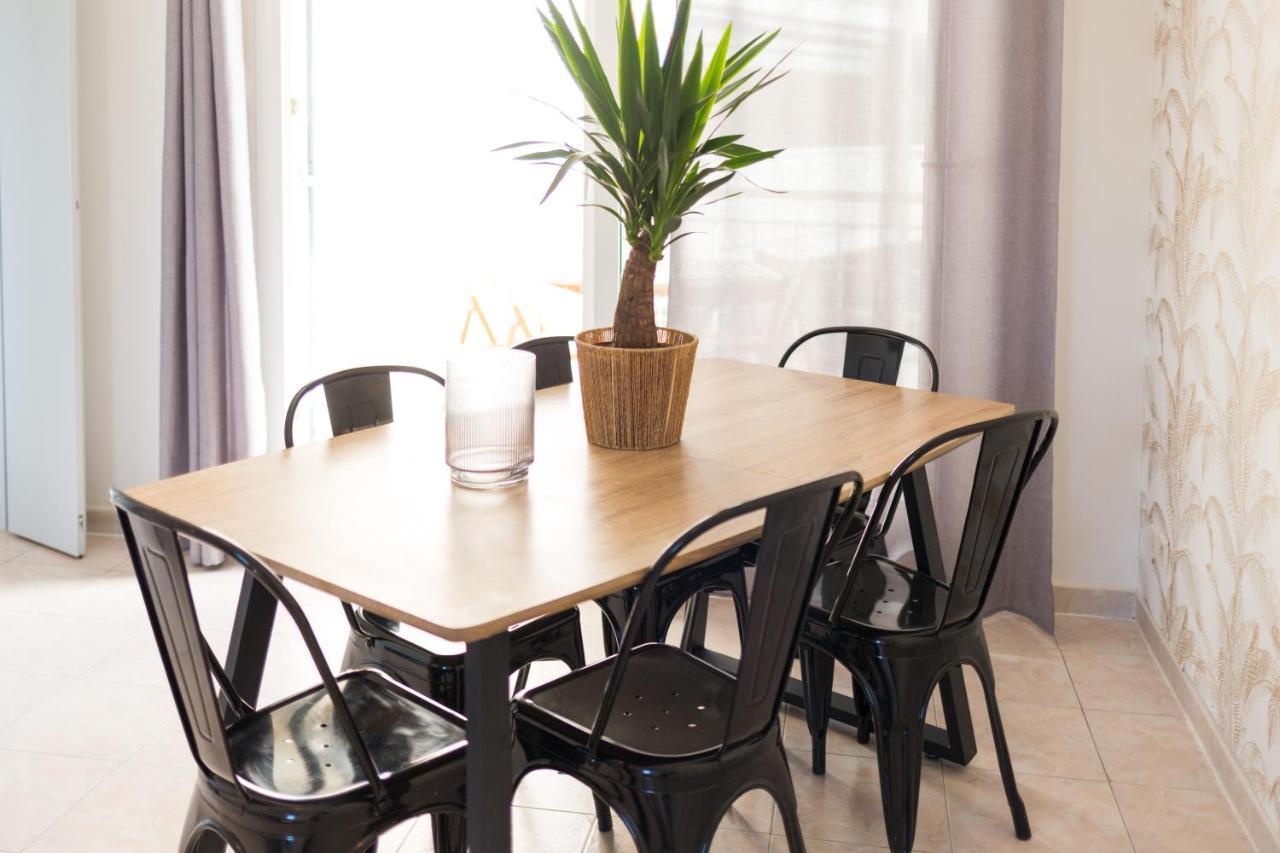Appartement 55M2, Tres Proche Plage, Hippodrome, Tous Commerces Cagnes-sur-Mer Buitenkant foto