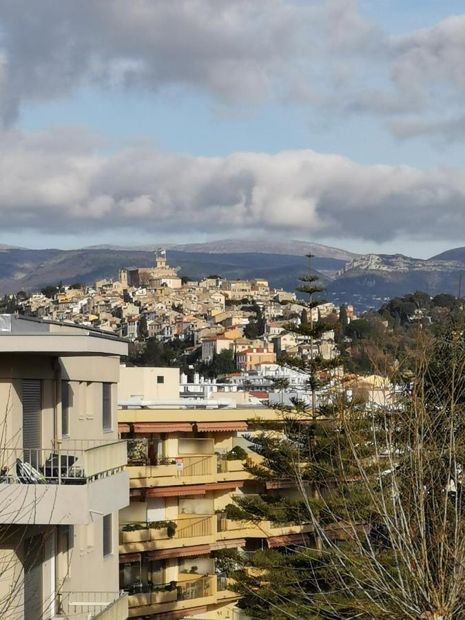 Appartement 55M2, Tres Proche Plage, Hippodrome, Tous Commerces Cagnes-sur-Mer Buitenkant foto
